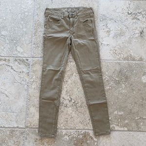 Khaki Jeans/jeggings